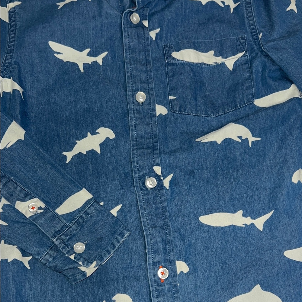 Boys Mini Boden Blue Denim Shirt with Shark Pattern 7-8y - Picture 5 of 8